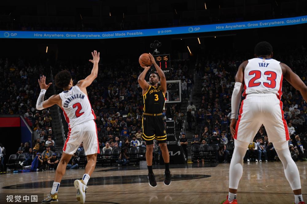 凭借其精准 凭借其精准