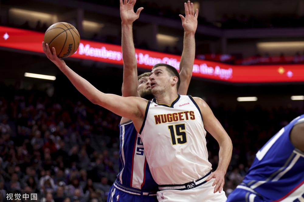 吸引着世界 吸引着世界